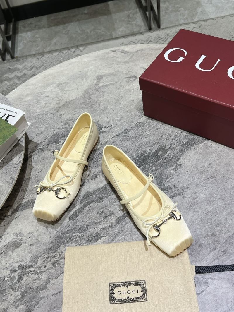 Gucci Low Shoes